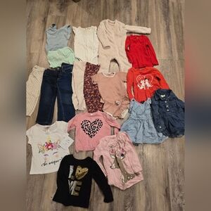 Girls Big Bundle Clothes Lot 2-3T Good condition Colorful